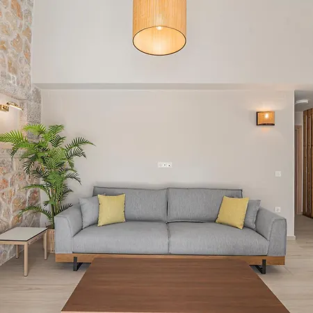 Stone & Sea Vila Nydri (Lefkada)